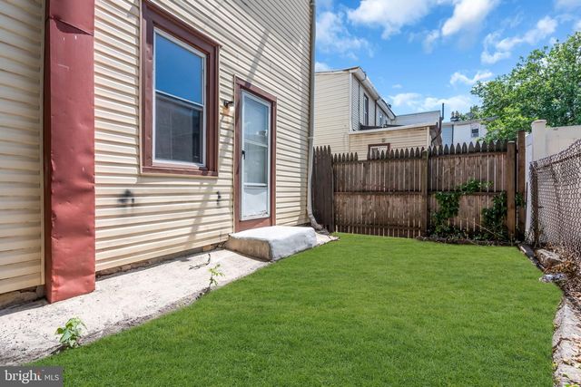 235 N WILLOW AVE, Gloucester City, NJ 08030