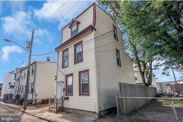 235 N WILLOW AVE, Gloucester City, NJ 08030