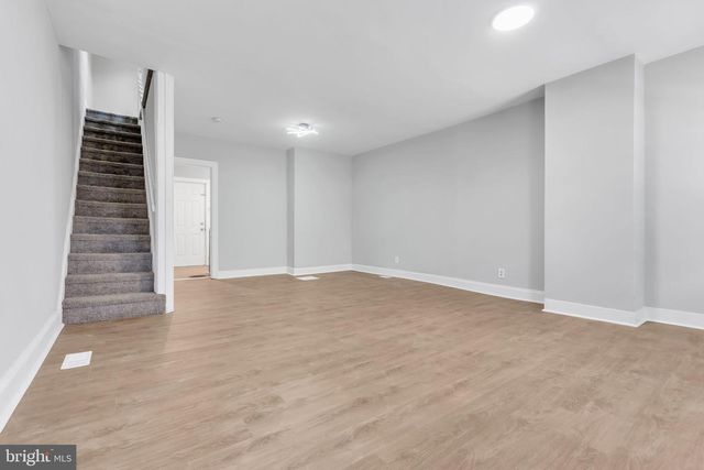 235 N WILLOW AVE, Gloucester City, NJ 08030