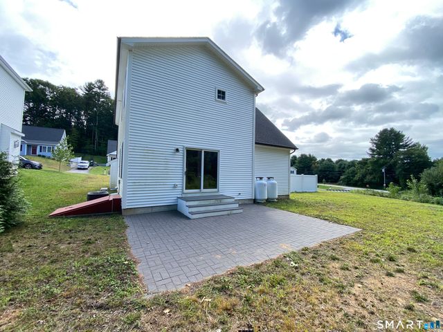 15 Jordan Lane, Colchester, CT 06415