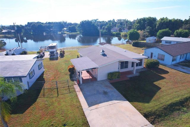 275 LAKEVIEW DRIVE, North Fort Myers, FL 33917