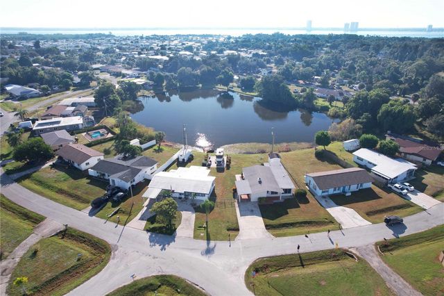 275 LAKEVIEW DRIVE, North Fort Myers, FL 33917