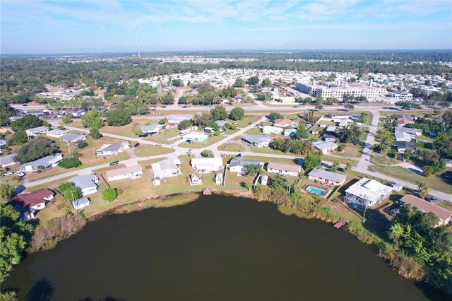 275 LAKEVIEW DRIVE, North Fort Myers, FL 33917