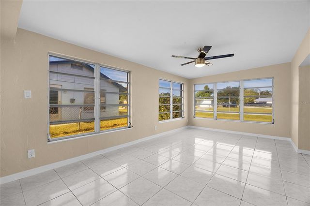 275 LAKEVIEW DRIVE, North Fort Myers, FL 33917