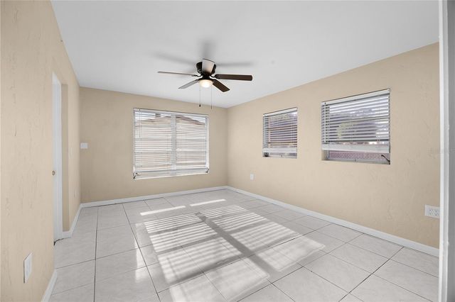 275 LAKEVIEW DRIVE, North Fort Myers, FL 33917