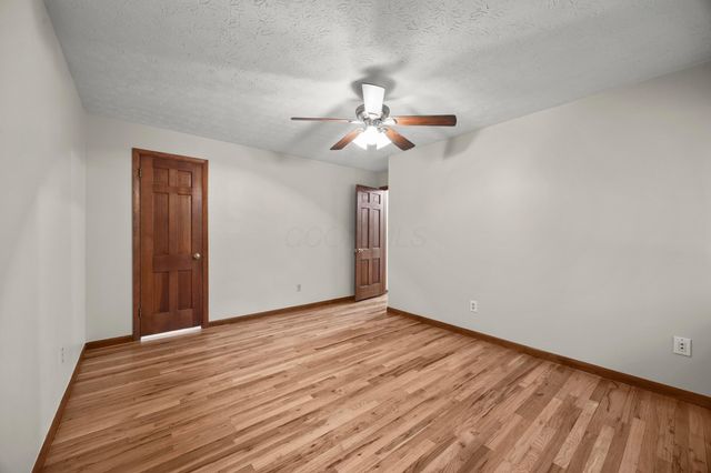 865 Colony Way, Columbus, OH 43235