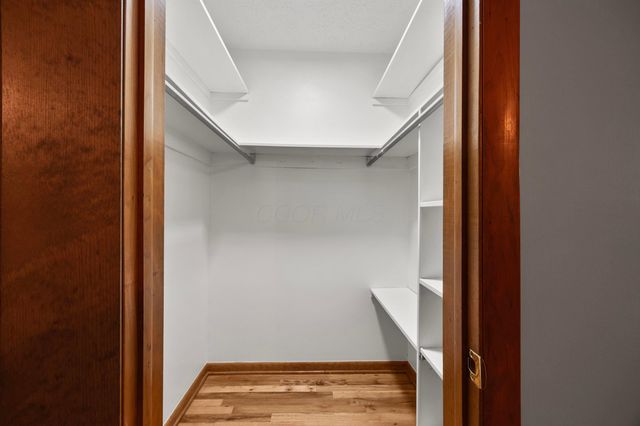 865 Colony Way, Columbus, OH 43235