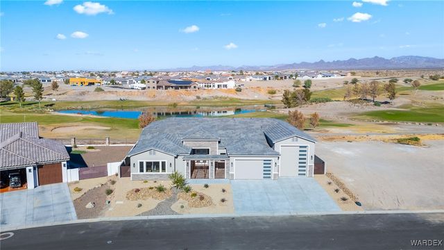 2353 E Calle Toledo, Fort Mohave, AZ 86426