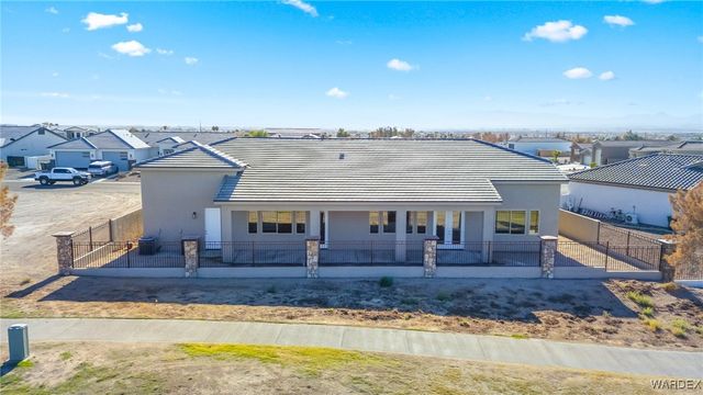 2353 E Calle Toledo, Fort Mohave, AZ 86426