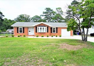 319 Whitney Drive, Fayetteville, NC 28303