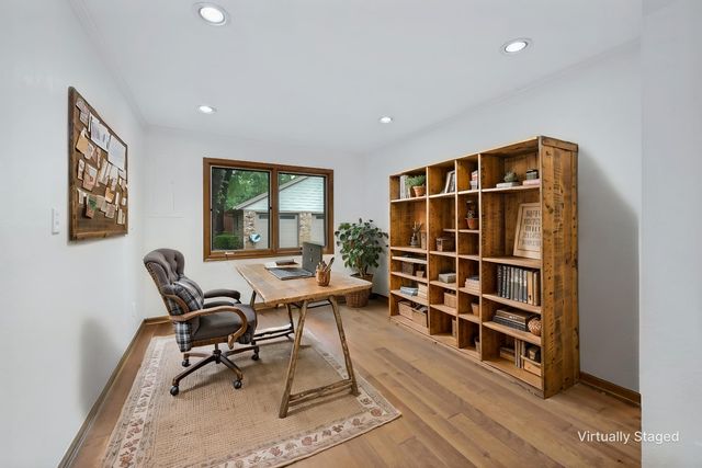 1607 N Main Street, Euless, TX 76039