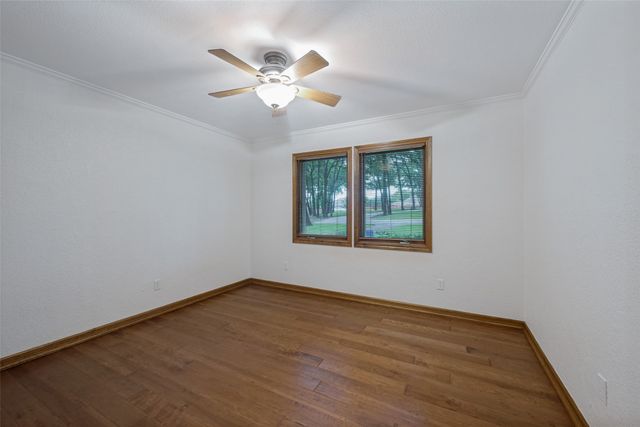 1607 N Main Street, Euless, TX 76039