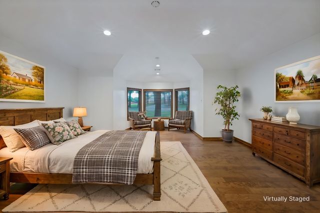1607 N Main Street, Euless, TX 76039
