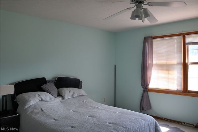 8766 Pointe Drive, Broadview Heights, OH 44147