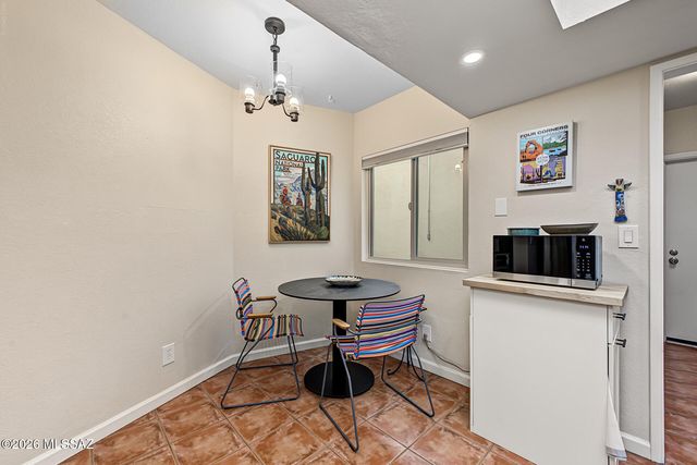 5072 N Placita Del Lazo, Tucson, AZ 85750