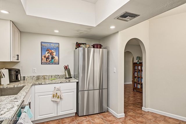 5072 N Placita Del Lazo, Tucson, AZ 85750