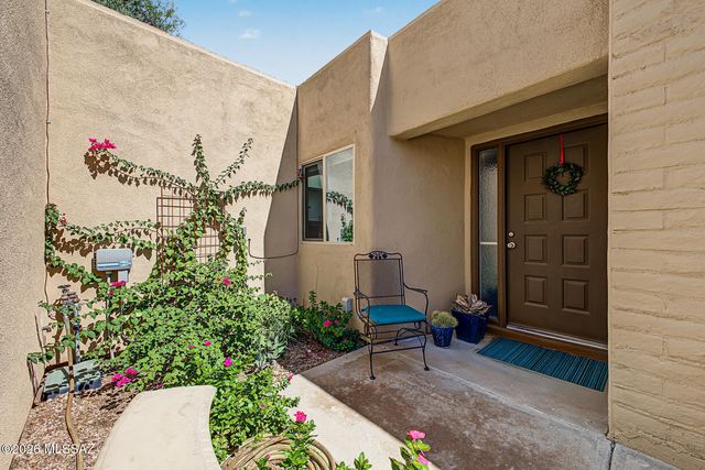 5072 N Placita Del Lazo, Tucson, AZ 85750