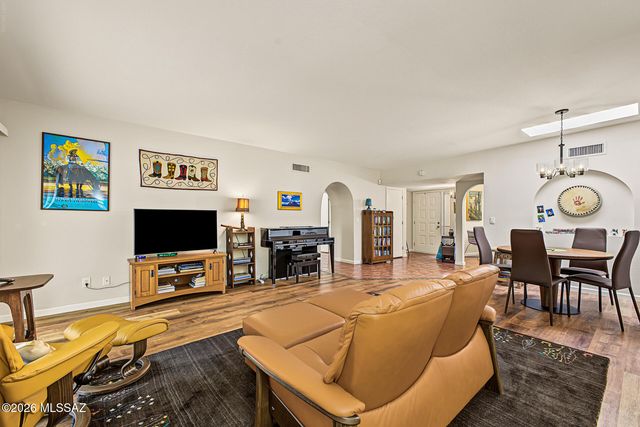 5072 N Placita Del Lazo, Tucson, AZ 85750