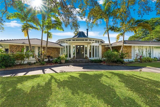 13300 SW 69th Avenue, Pinecrest, FL 33156