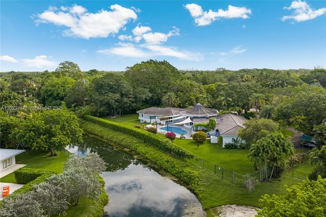13300 SW 69th Avenue, Pinecrest, FL 33156