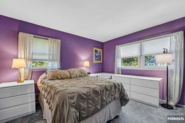 13 Gritman Court, Westwood, NJ 07675