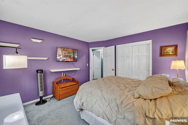 13 Gritman Court, Westwood, NJ 07675