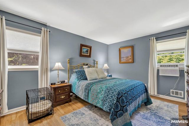 13 Gritman Court, Westwood, NJ 07675