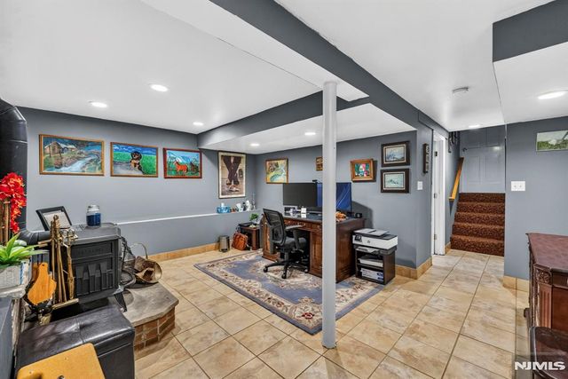 13 Gritman Court, Westwood, NJ 07675