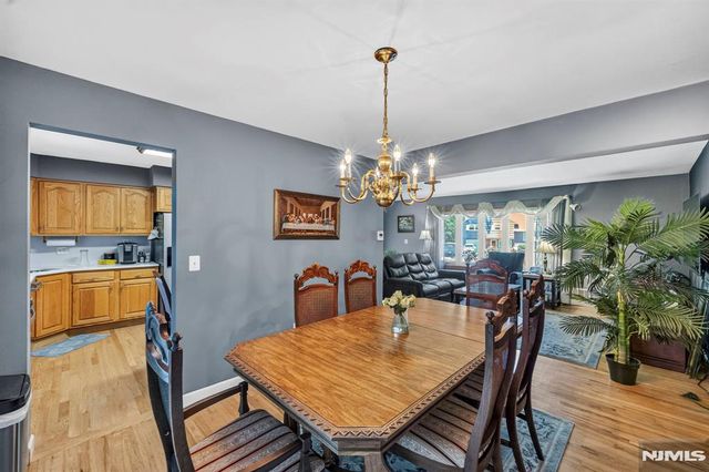 13 Gritman Court, Westwood, NJ 07675