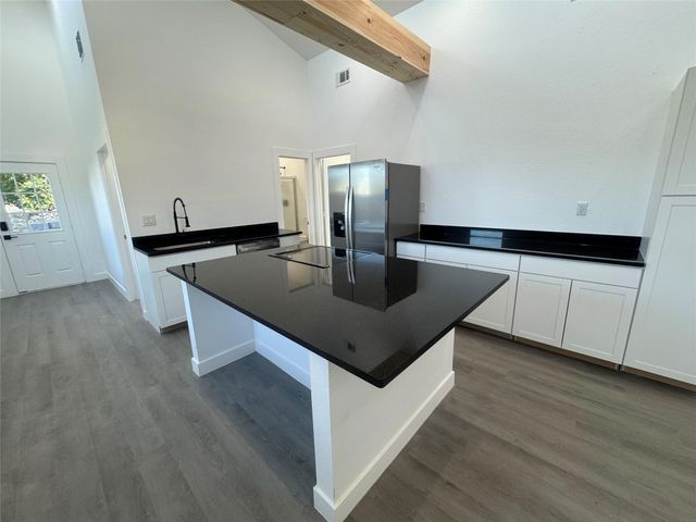 2806 Beechwood Street, Granbury, TX 76048