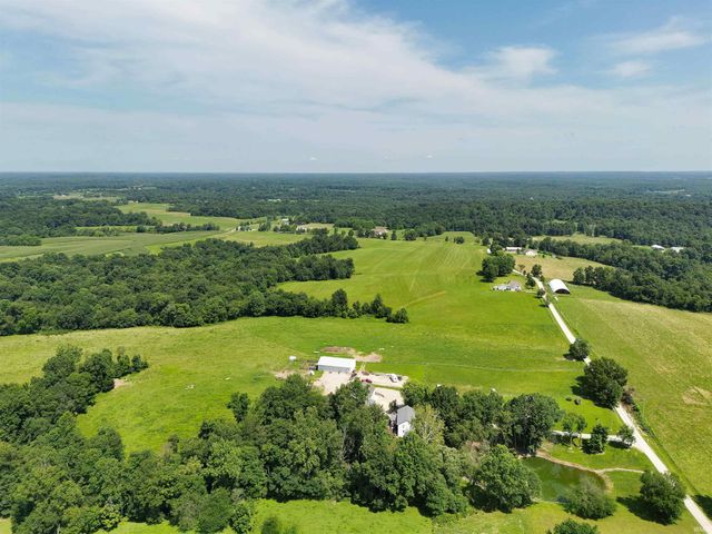7403 Griffith Road, Worthington, IN 47471