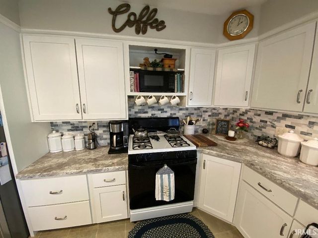 7403 Griffith Road, Worthington, IN 47471