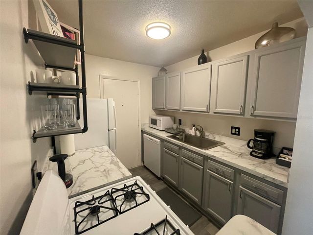 1700 SW 16TH COURT P22, Gainesville, FL 32608