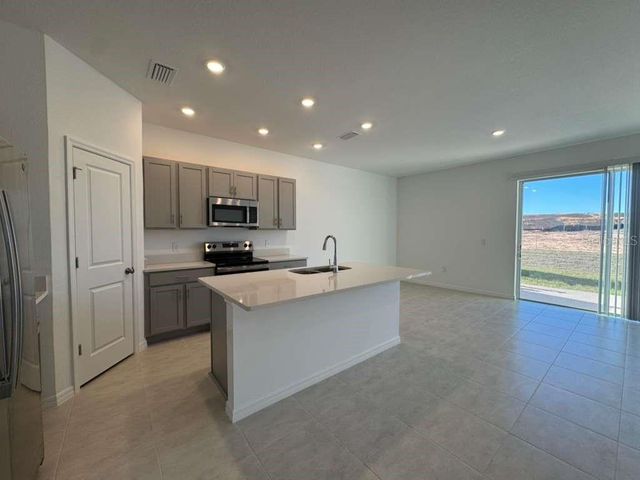 7615 WATERSCAPE DRIVE, Groveland, FL 34736