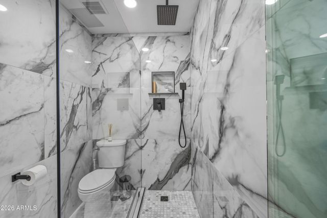 7141 N 16TH Street 209, Phoenix, AZ 85020