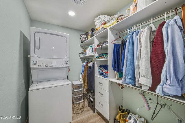 7141 N 16TH Street 209, Phoenix, AZ 85020