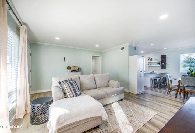 7141 N 16TH Street 209, Phoenix, AZ 85020