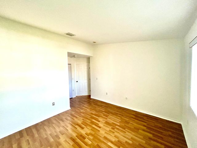 621 NW 78th Terrace 205, Pembroke Pines, FL 33024