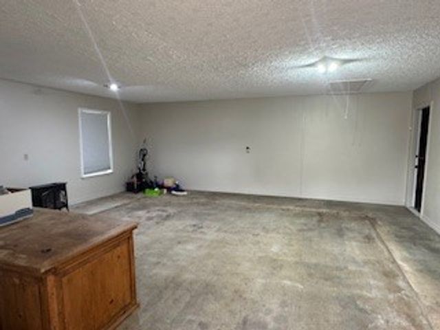 1690 West Fm-1644, Franklin, TX 77856