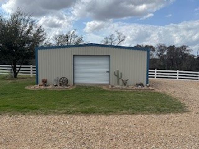 1690 West Fm-1644, Franklin, TX 77856