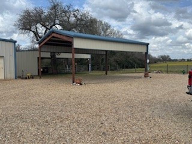 1690 West Fm-1644, Franklin, TX 77856