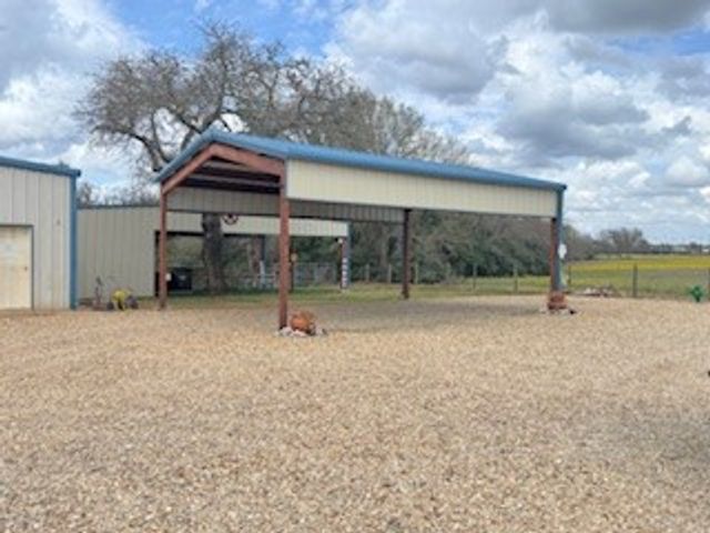 1690 West Fm-1644, Franklin, TX 77856