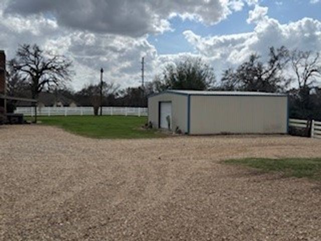 1690 West Fm-1644, Franklin, TX 77856