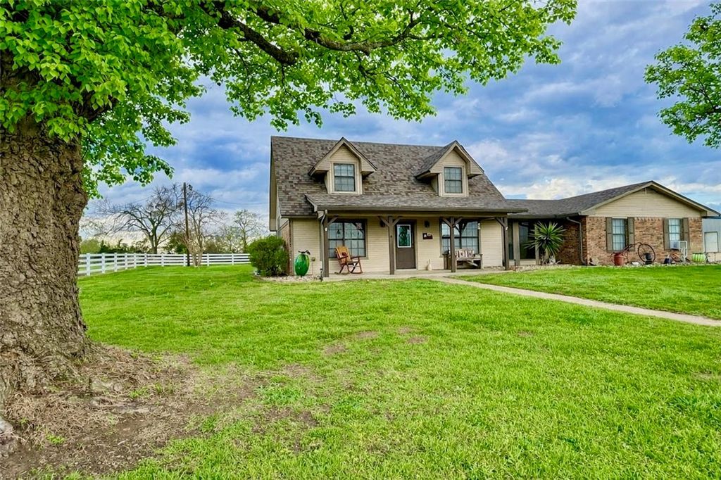 1690 West Fm-1644, Franklin, TX 77856 — photo 2