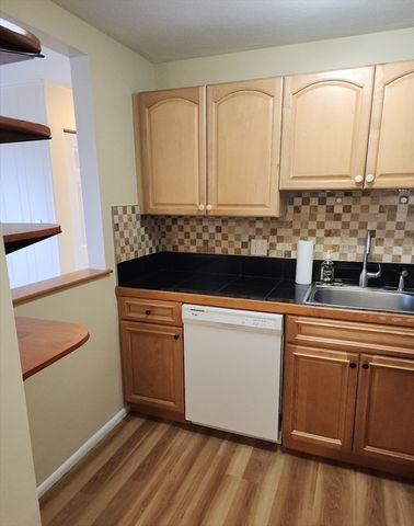 135 East Main St U-11, Westborough, MA 01581