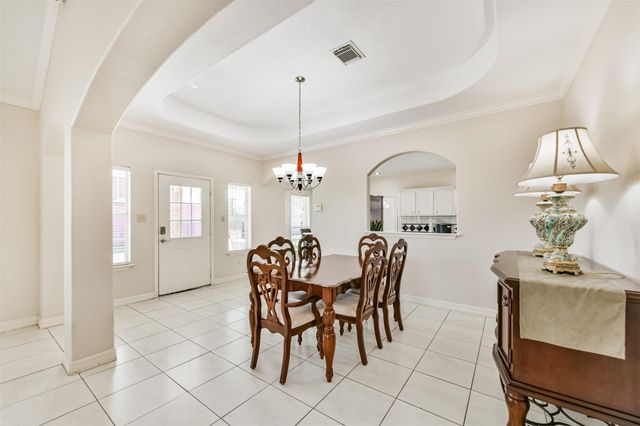 1910 Quinn Road, Pearland, TX 77581