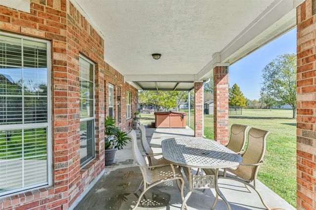 1910 Quinn Road, Pearland, TX 77581