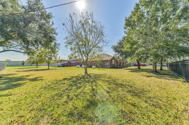 1910 Quinn Road, Pearland, TX 77581