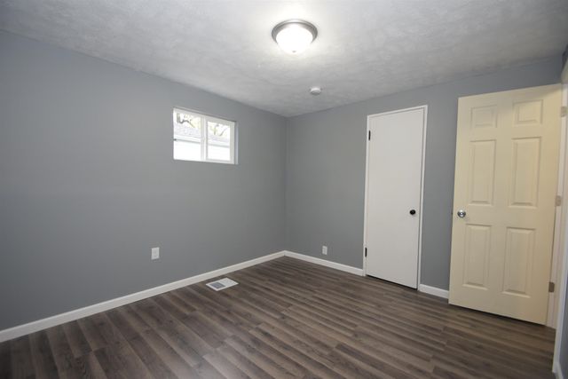 912 Ridgedale Road, South Bend, IN 46614