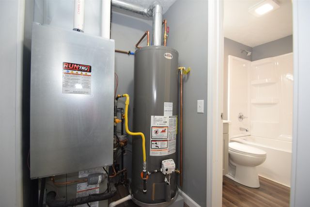 912 Ridgedale Road, South Bend, IN 46614